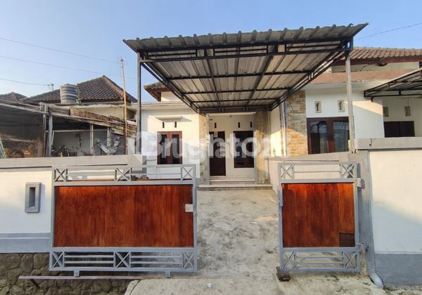 For Sale: Sembung Meranggi Kerambitan House with Canopy Bonus For Sale: Sembung Meranggi Kerambitan House with Canopy Bonus