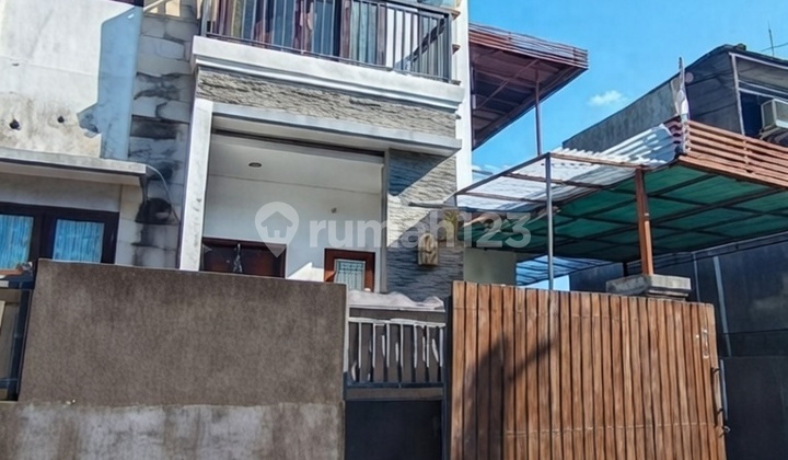In a Rented House with 3 Rooms in Gatot Subroto Central Denpasar 1