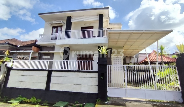 For Rent: House with Large Yard on Pegending Dalung Street. For Rent: House with Large Yard on Pegending Dalung Street.