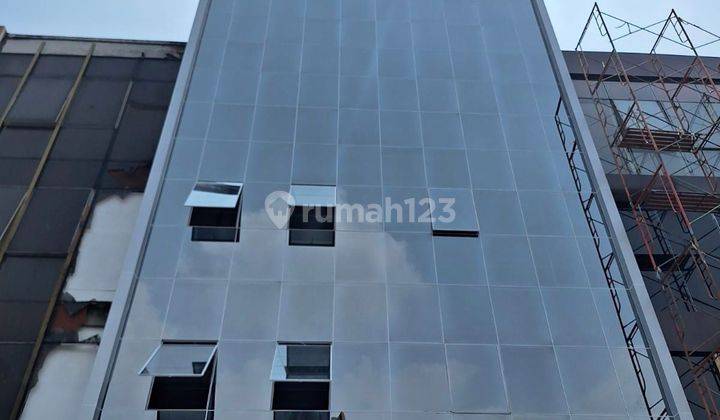 Ruko PIK Gandeng 2 135 m Full Renovasi Bagus  1