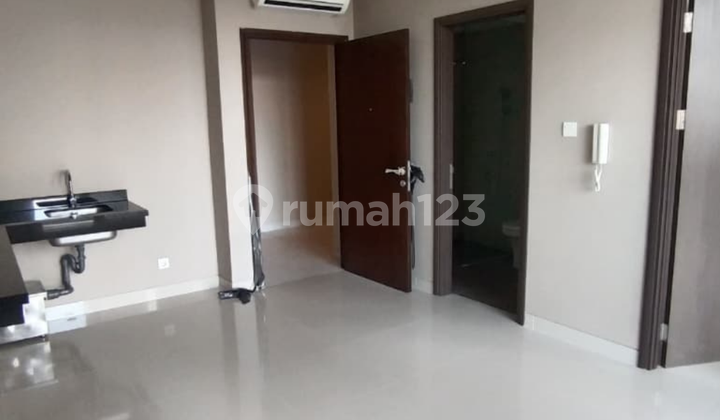 FOR RENT !!! Apartment in CIPUTRA INTERNATIONAL (Amsterdam Tower)