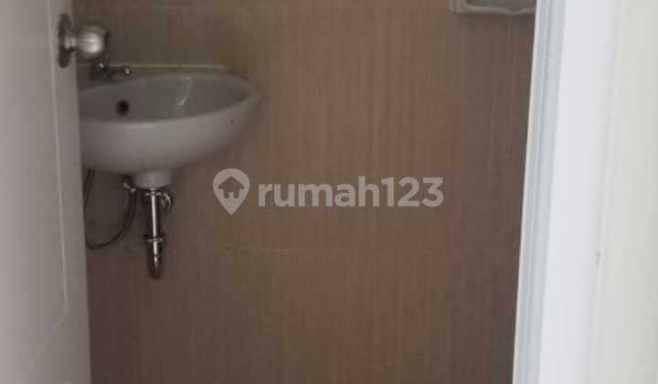 For Sale !!! 2+1 Bedroom House in Arcadia Village Cluster, Gading Serpong 2