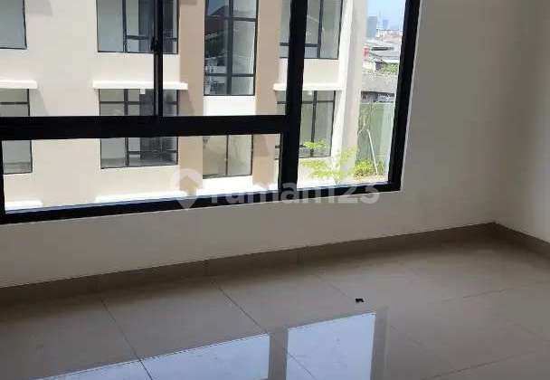 Dijual Rumah Condo House Green Royal Lantai 3 Unit Ready 2