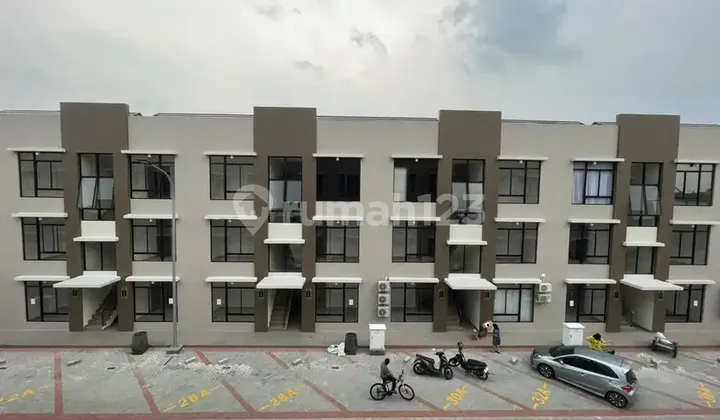 Harga Murah Dijual Rumah Condo House Green Royal 650jt Lantai 3 Unit Ready 2