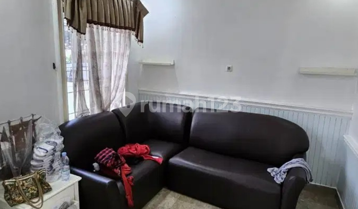 For Sale !!! 3-Story Corner House in Taman Palem Estate, Good Condition, Move-In Ready, Negotiable Until Deal. 2