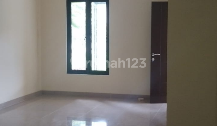 For Sale !!! Alam Sutera Delima 2-Story Newly Renovated House (4 Bedrooms + 1) 2