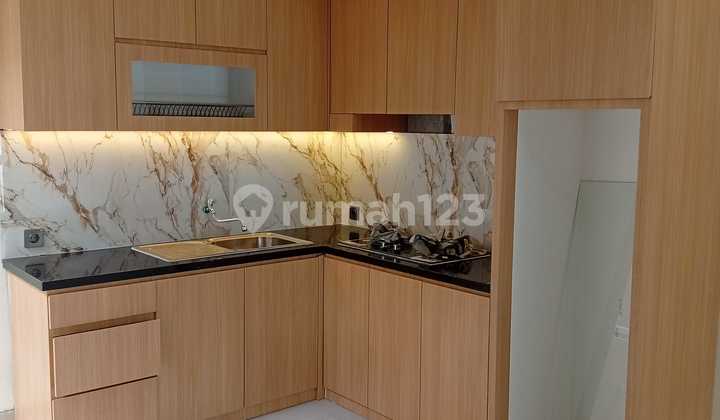 Rumah Baru 2.5 M Bsd City Greenwich Park  2