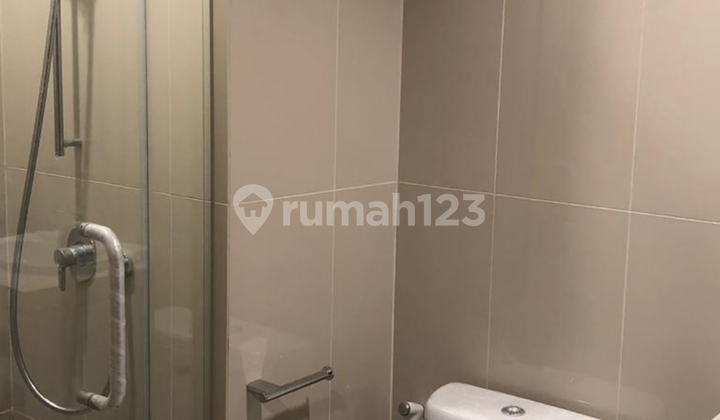 For Sale !!! 2 BR Apartment ( Furnished ) M-Town Signature, Summarecon Serpong - Tangerang 2