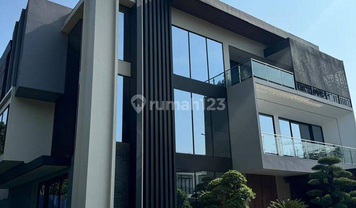 Rumah Mewah 27 M Bsd City Full Furnished Hanya Bawa Koper Saja 1