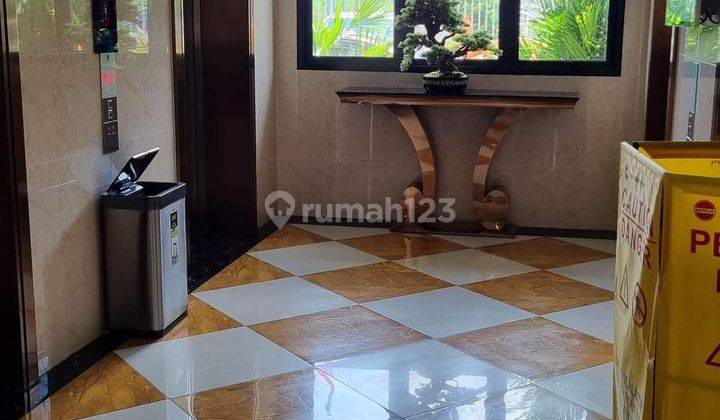 Apartemen Sky House 1BR LT.10 View Kolam Renang 1