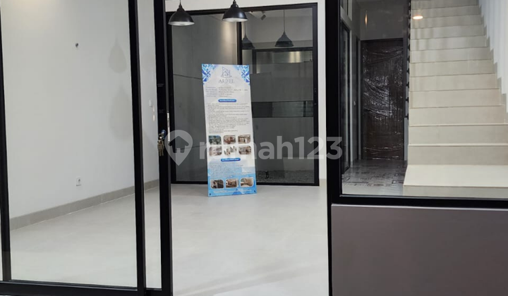 For Sale !!! BSD Griya Loka Sector 1.6 3+1 Bedrooms Only 1 Unit Left 2