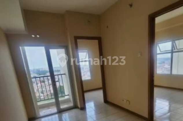 For Quick Sale, 2BR Apartment Vacant, interior can be customized to occupant's preference. Negotiable until deal.