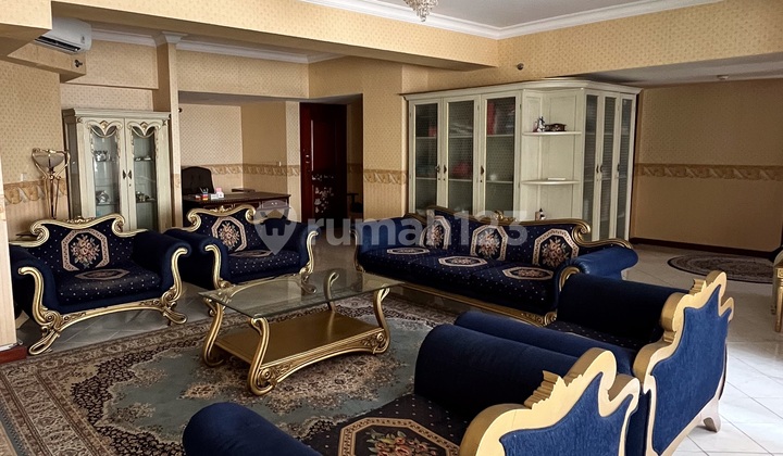 Luxury Apartment in Taman Anggrek, 3BR, 2 Units Combined into 1, Ready to Occupy