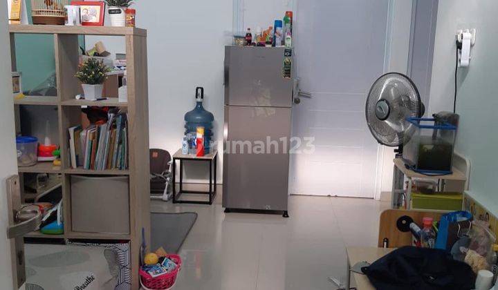  Rumah Unfurnished Bagus HGB - Hak Guna Bangun di Perumahan Springville, Duren Jaya 2