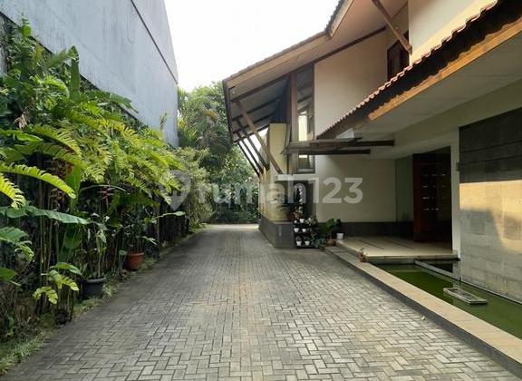 5 bedroom house for sale in Duren Tiga Selatan. 2