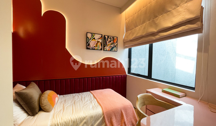 3 bedrooms house taman aries for sale  2