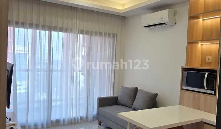Furnished 1 bedroom 1 studyroom south quarter apartment for rent 2