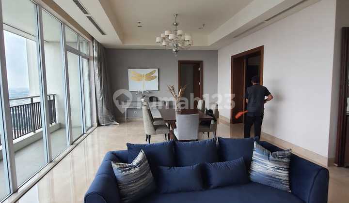 The Pakubuwono Signature Apartment 4+1BR Furnished