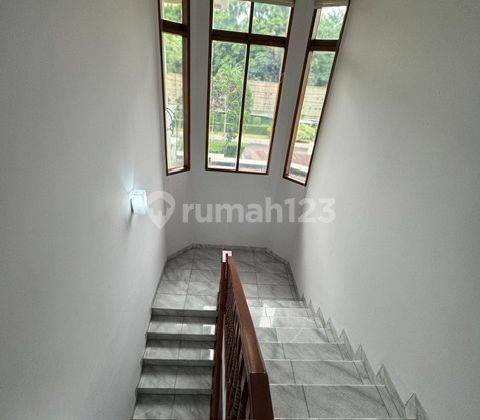 For Rent Luxury 5BR House in Simatupang – 700m² with Private Pool 2