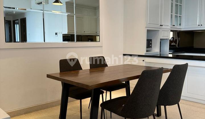 Disediakan apartemen 5 kamar tidur di 1 Park Avenue untuk disewa