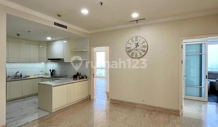 Furnished 3 Bedrooms Capital Residence Scbd For Sale 2