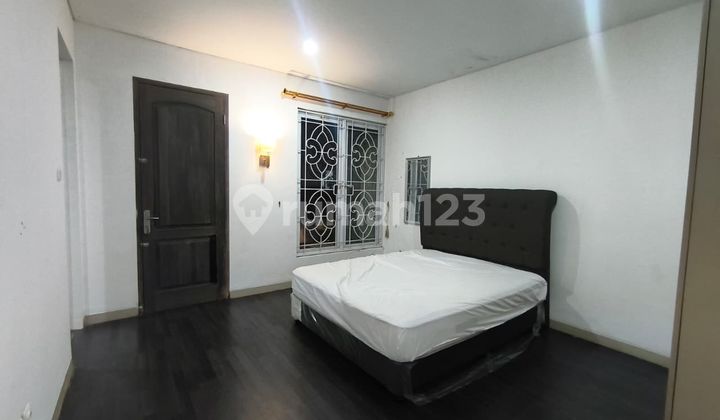 Furnished 4 bedrooms house green permata pesanggrahan for rent Furnished 4 bedrooms house green permata pesanggrahan for rent