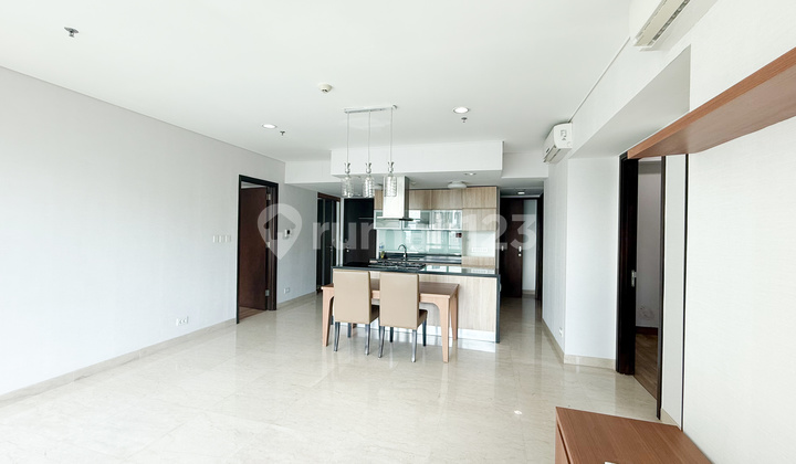 Furnished 3 bedrooms setiabudi skygarden apartment for rent 2