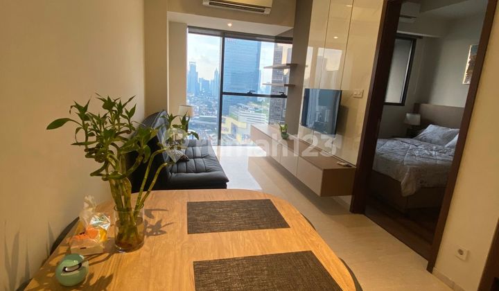 Furnished 1 bedroom branz mega kuningan for rent  2