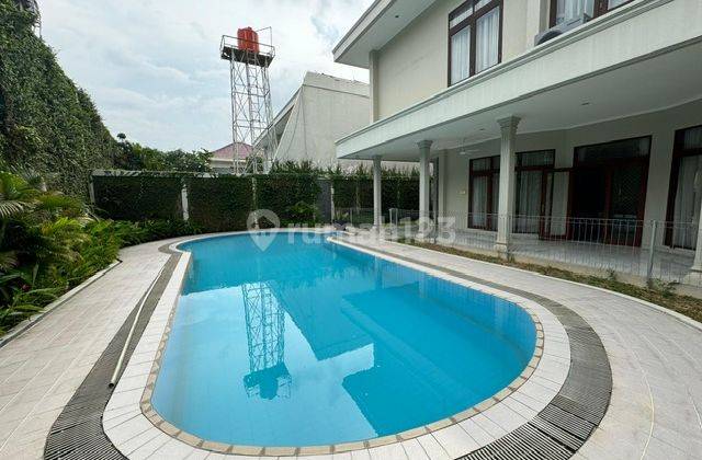 For Rent Luxury 5BR House in Simatupang – 700m² with Private Pool 1