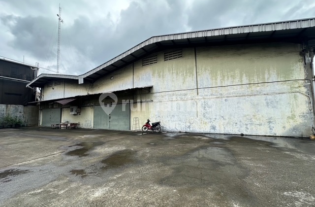 Unfurnished Warehouse Kapuk Kamal Flood-Free West Jakarta