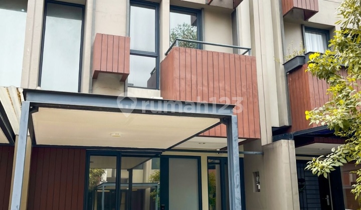 For Sale Beautiful Tabebuya House in BSD - Fully Furnished and Ready for Deed of Sale (AJB)