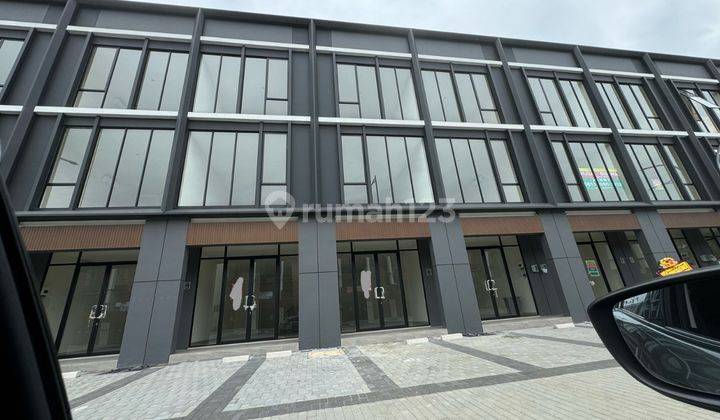 Disewakan Ruko Hamton 3 Lt Di Jalan Besar 2