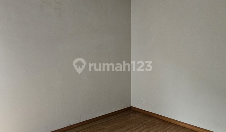 Ready-to-Occupy Modern Minimalist House in a Strategic Location 2