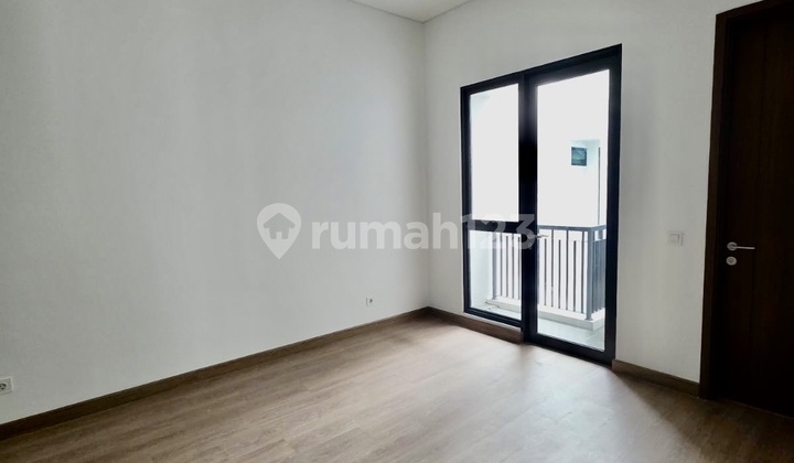 For Rent New Luxury House Never Been Occupied Eonna Bsd