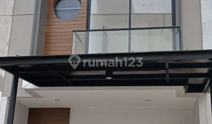 Dijual Rumah Siap Huni di Cluster Sapporo Pik 2