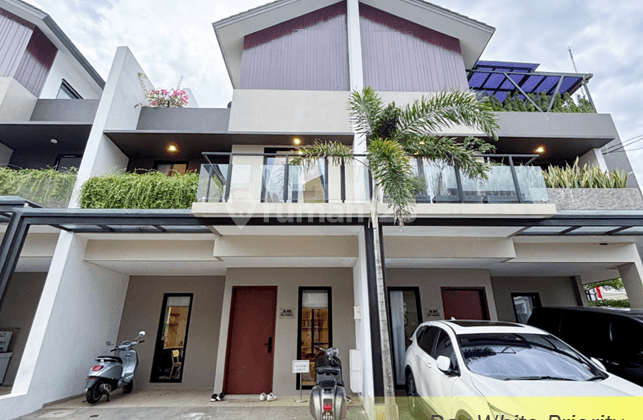 Rumah Privat Home 3 Lantai Dalam Townhouse Di Bintaro, Tangerang Selatan 1