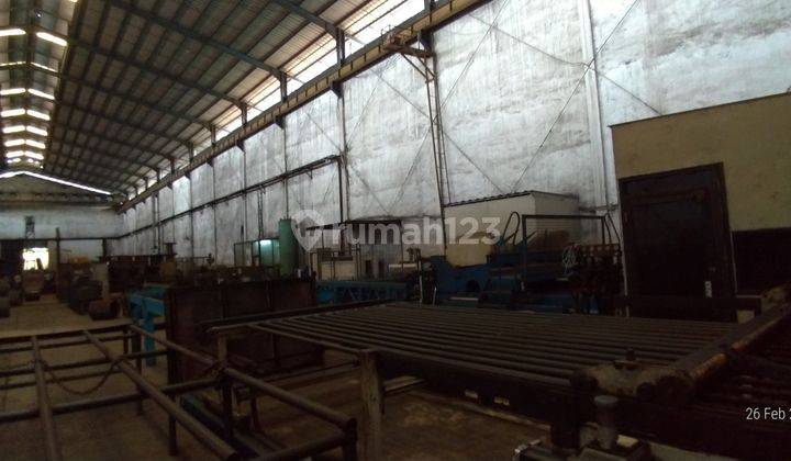 Pabrik di Jalan Utama Pinggir Tol Cakung Jakarta Timur 3