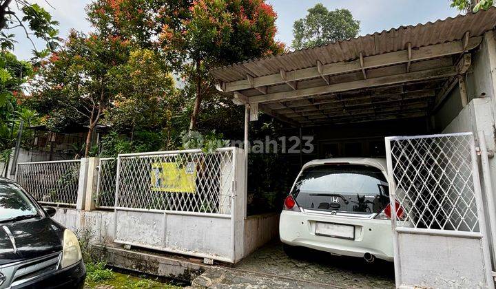 Rumah Klasik Dan Asri Taman Rempoa Bintaro 1