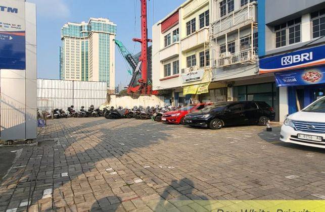 Ruko Strategis di Slipi Jaya, Jakarta Barat 1