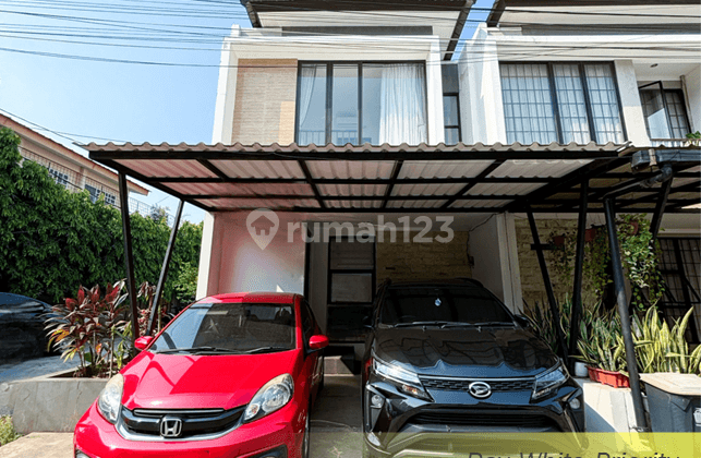 RUMAH HOOK MINIMALIS SIAP HUNI DI BINTARO, TANGERANG SELATAN 1