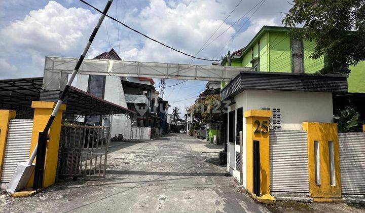 Di Jual Rumah 2 Lantai Lokasi Strategis Daerah Medan Baru 2