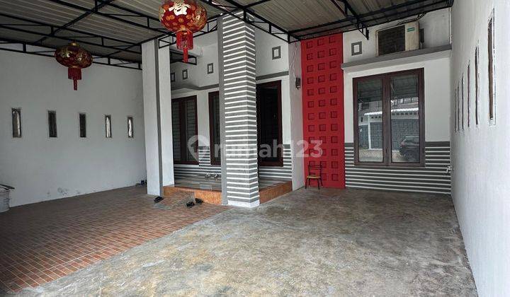 Di Jual Rumah Sekendary Siap Huni 1½ Lantai Di Jl. Krakatau Kota Medan 2