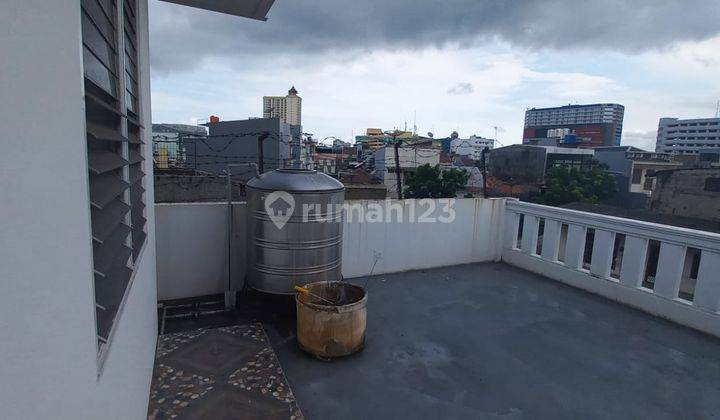 Dijual Rumah Bagus SHM di Keadilan row jalan 2 mobil 3