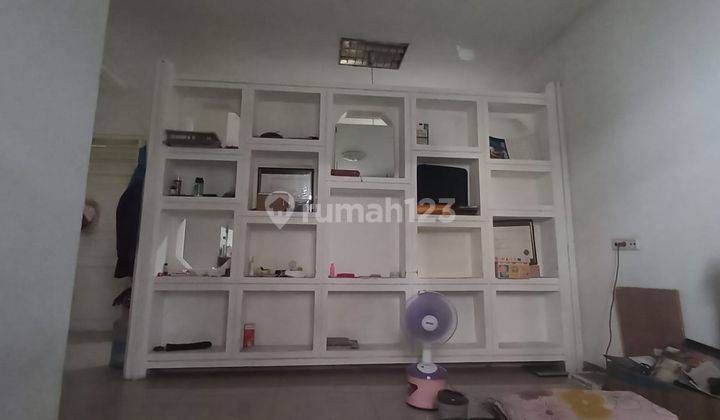 Dijual Rumah Bagus SHM di Keadilan row jalan 2 mobil 9