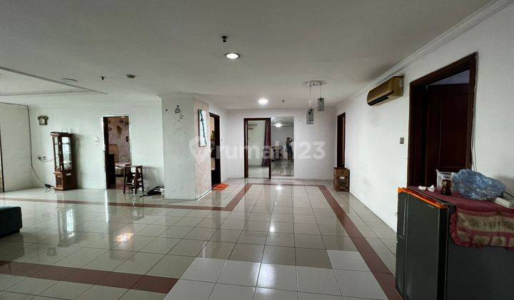 Dijual Apartemen Riverside Bagus view city and pool 4