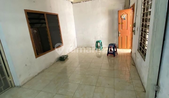 Dijual Rumah 2 Lantai SHM dalam gang bisa untuk online konveksi