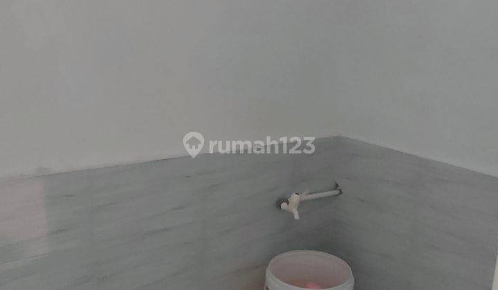 Disewakan rumah akses mobil di jembatan besi cocok untuk usaha 2