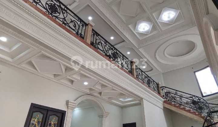 Dijual Rumah mewah di menteng ada swim pool 1