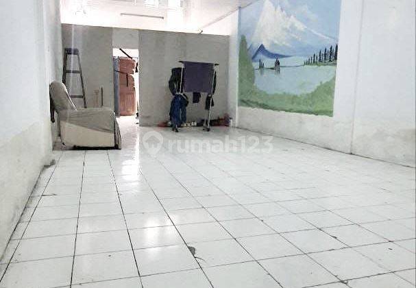 Dijual Rumah Bagus Akses 2 Mobil Bisa Untuk Kost, Gudang 1