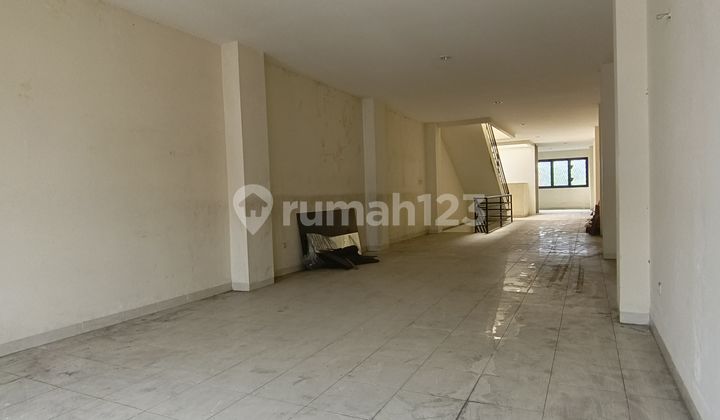 Shop House in Asemka Pasar Pagi, 2 Car Access Doors, All. 1